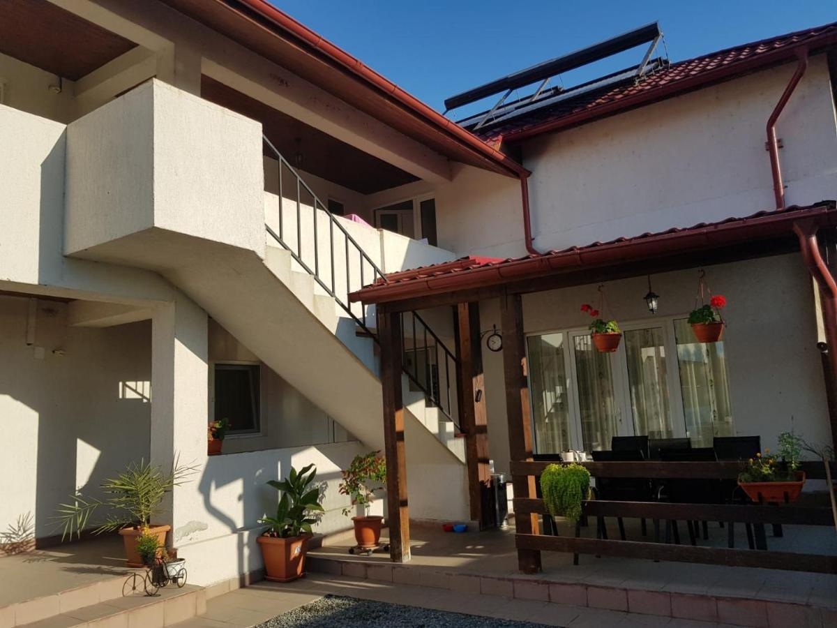 Hotel Casa Dragon Sulina Esterno foto